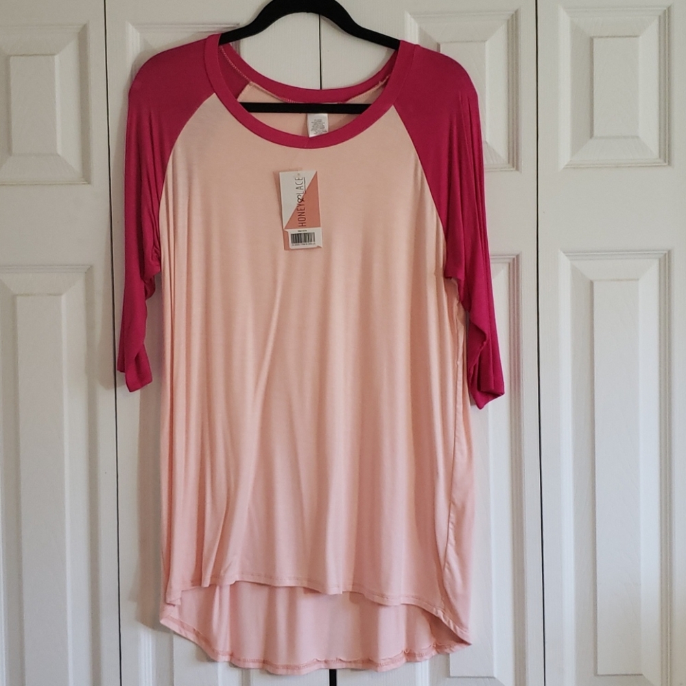 Honey and Lace Monrovia Raglan tunic Large NWT